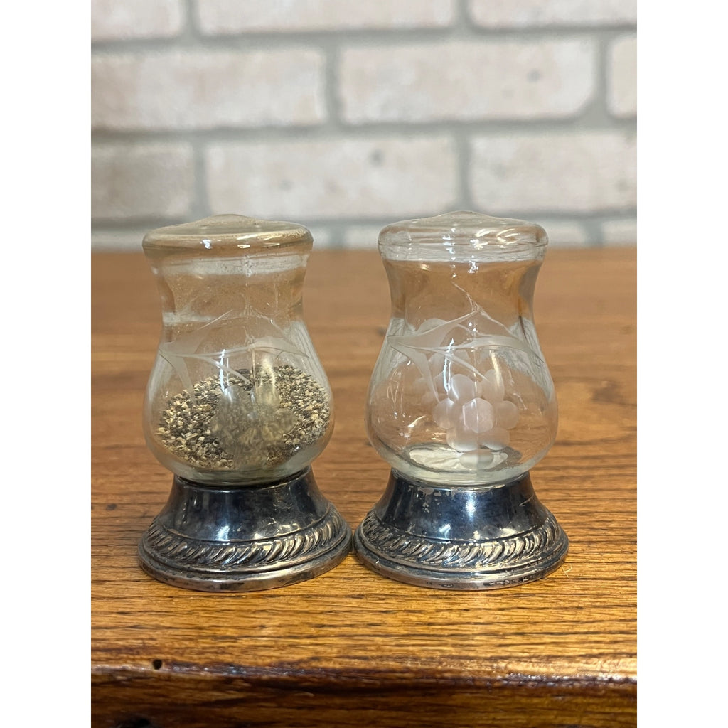 Gorham Sterling Silver Hurricane Salt & Pepper Shakers Queen's Quaker Design
