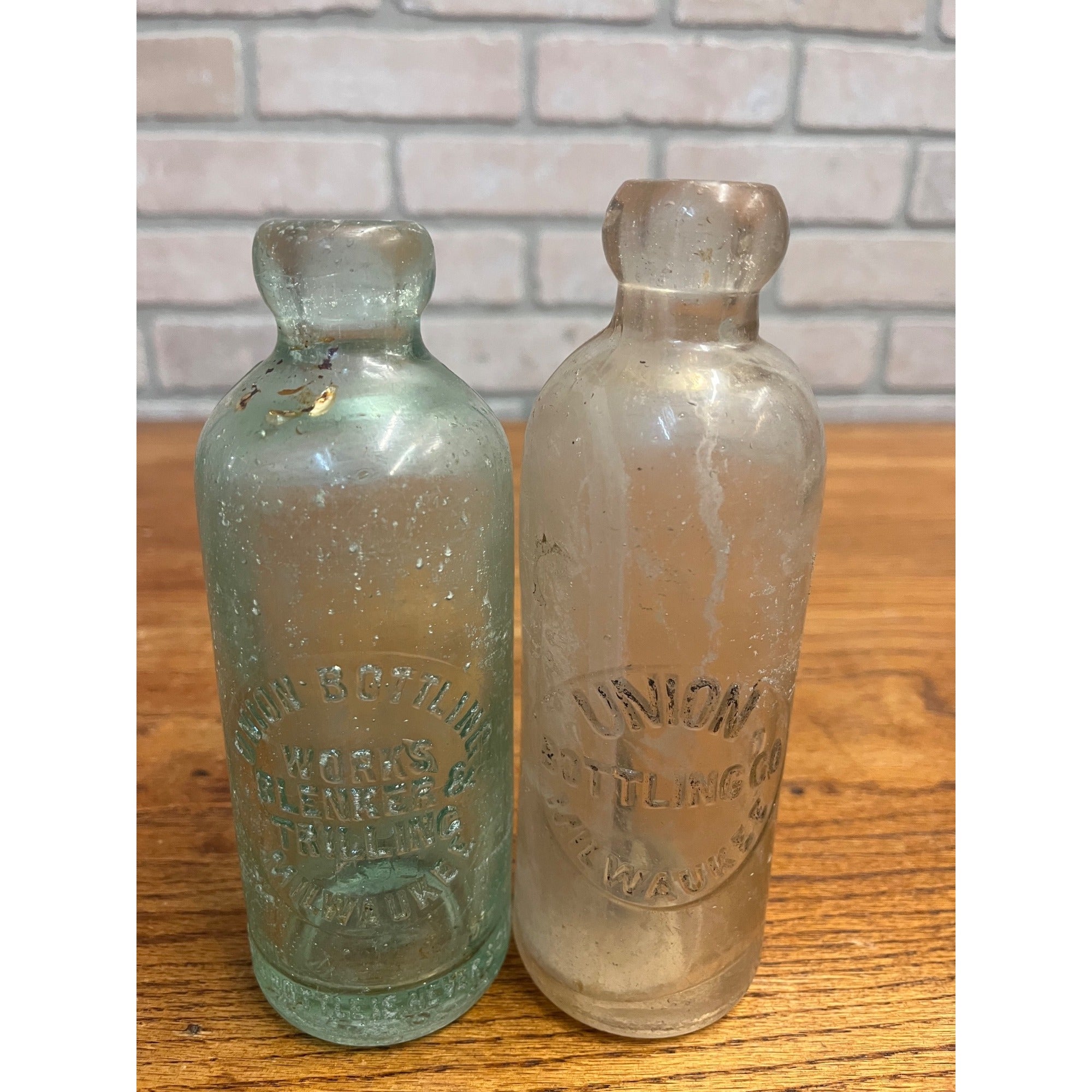 Union Bottling Works Milwaukee Wisconsin Blob Top Hutchinson Soda Bottles Lot 2