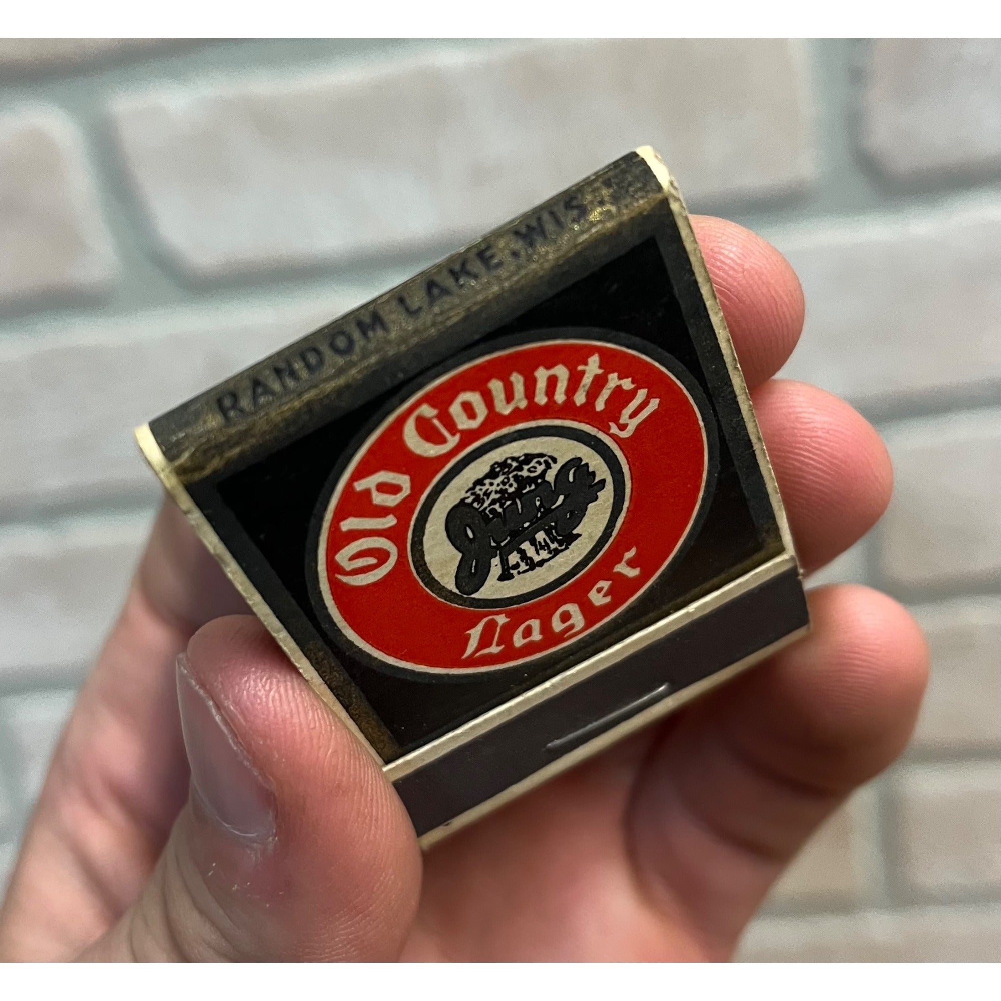 Vintage 1930s Jung Old Country Beer Brewery Random Lake Wisconsin Full Matchbook