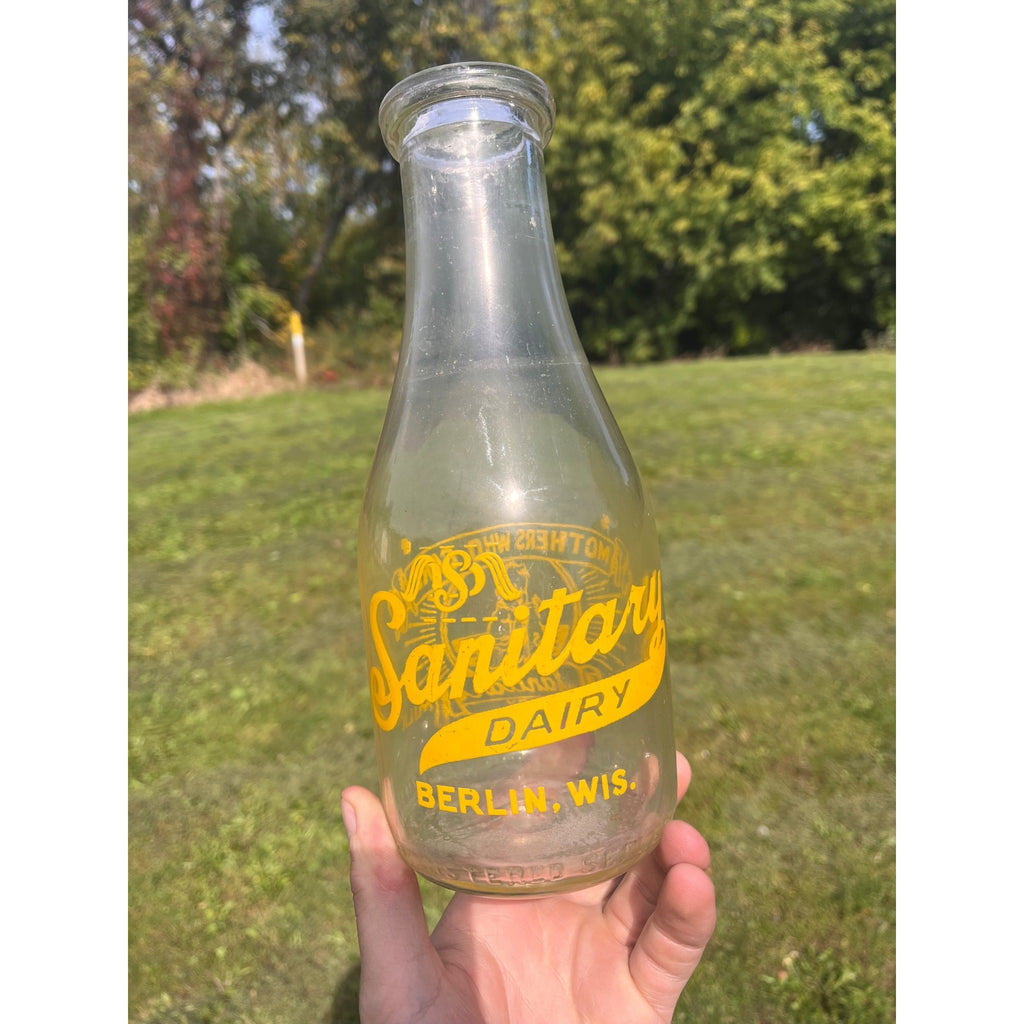 TRPQ Milk Bottle Sanitary Dairy Co. Berlin WI Quart Wis Waupun Ripon Wisconsin