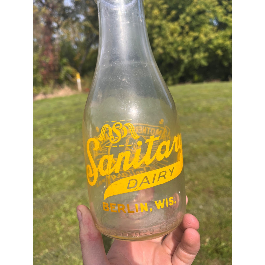 TRPQ Milk Bottle Sanitary Dairy Co. Berlin WI Quart Wis Waupun Ripon Wisconsin