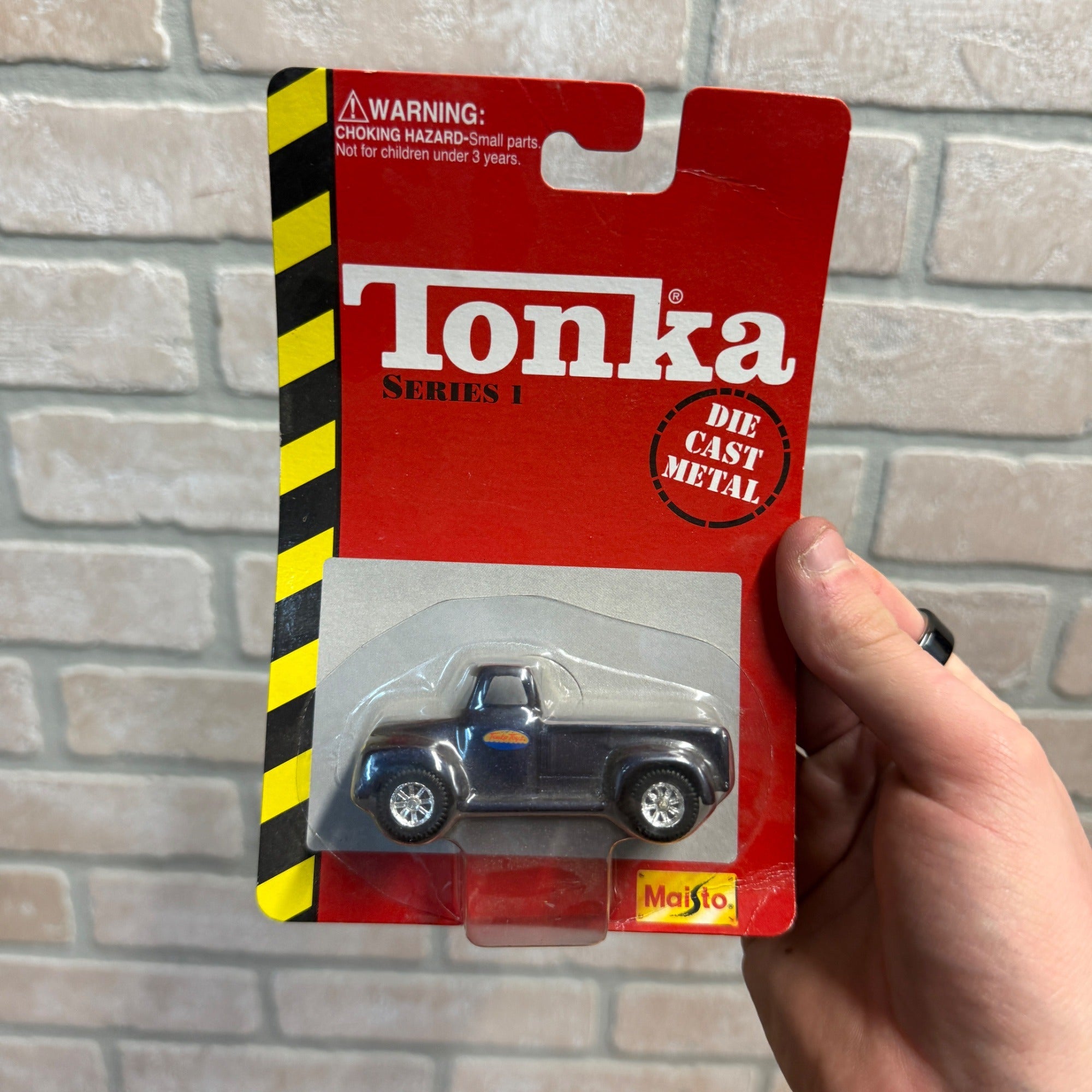 Vintage Tonka 1998 Maisto Series 1 Diecast Metal Ford Pick Up Truck Black or Blue NEW