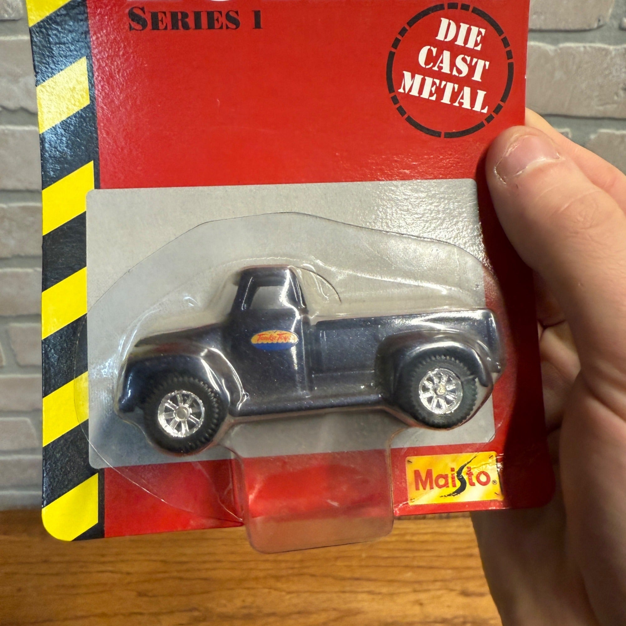 Vintage Tonka 1998 Maisto Series 1 Diecast Metal Ford Pick Up Truck Black or Blue NEW