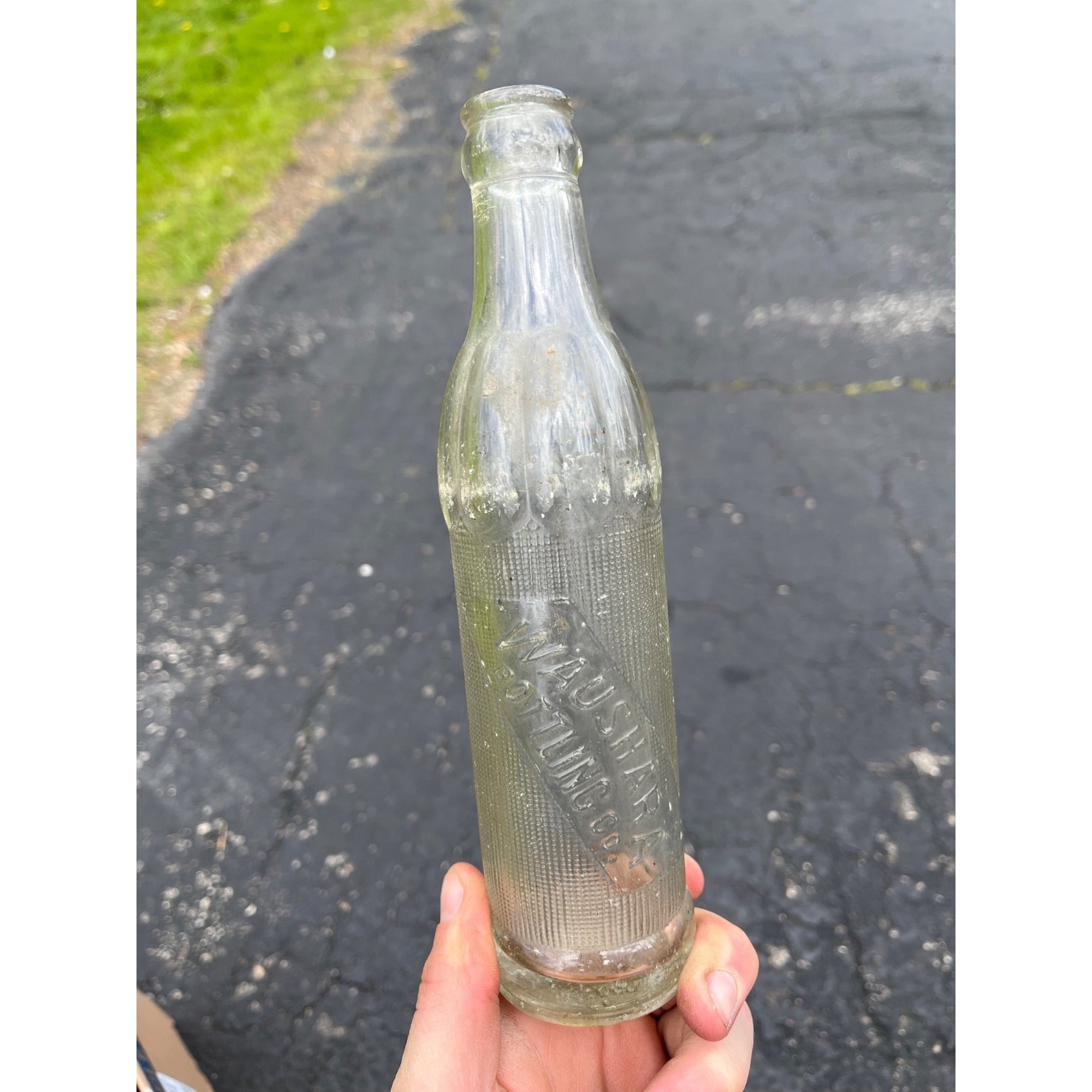 Vintage  Waushara Bottling Co Wisconsin Wis Soda Bottle Embossed 1940s Art Deco