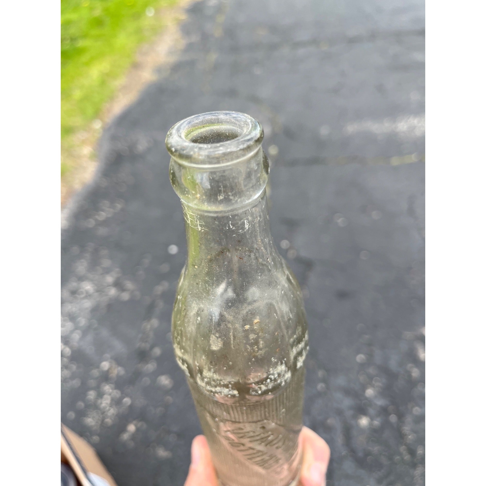 Vintage  Waushara Bottling Co Wisconsin Wis Soda Bottle Embossed 1940s Art Deco