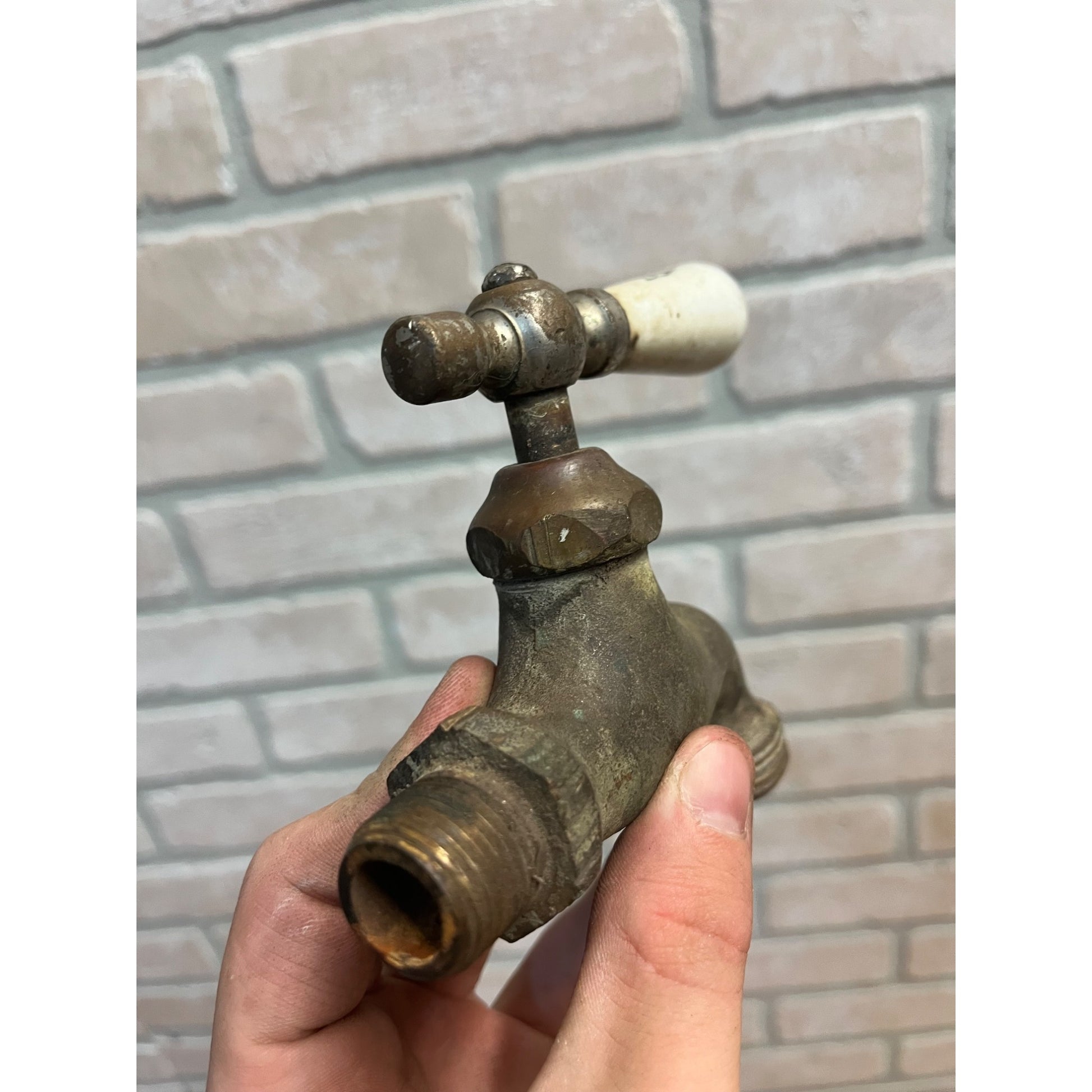 Vintage Hot Bathroom Sink Tub Faucet Spout Brass Porcelain