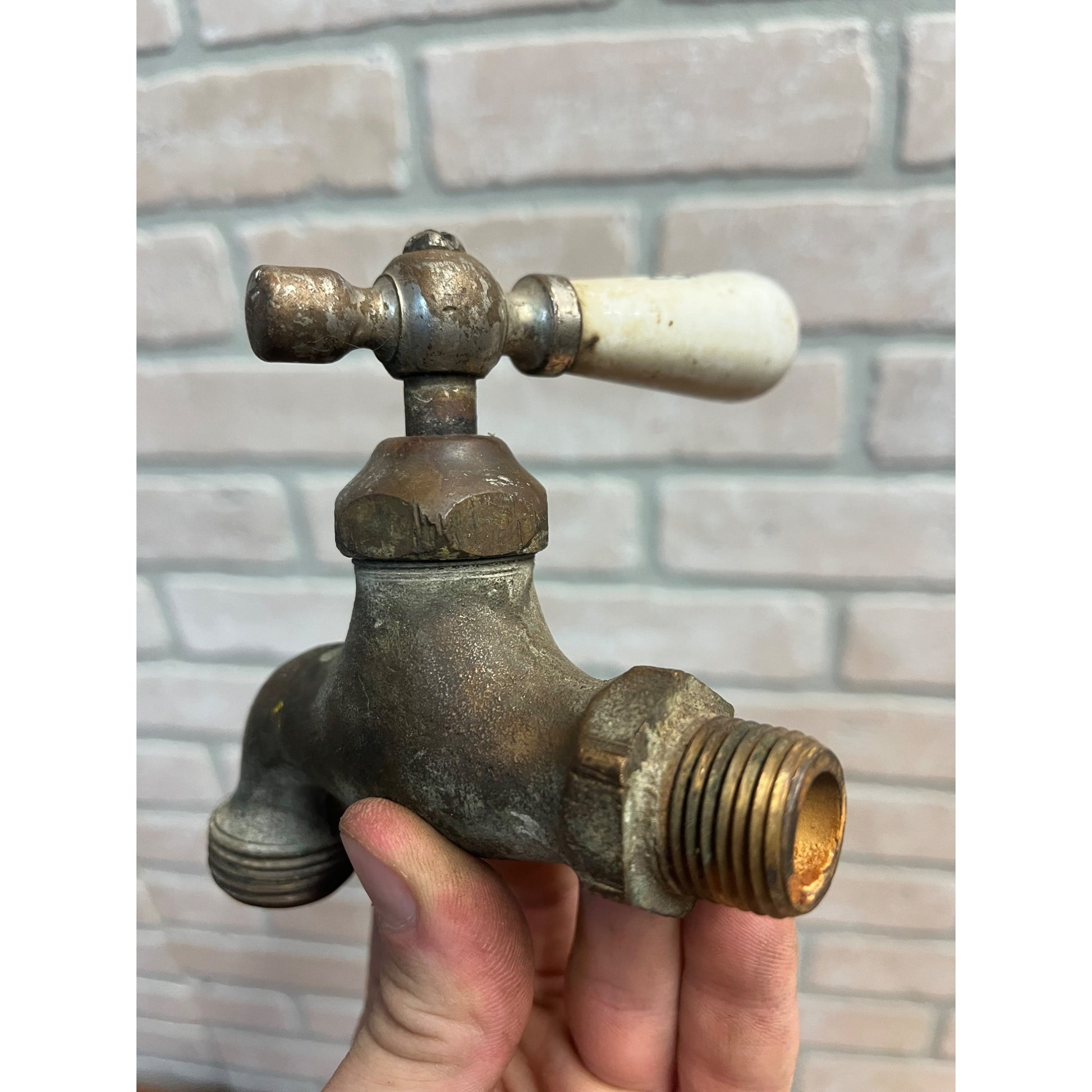 Vintage Hot Bathroom Sink Tub Faucet Spout Brass Porcelain