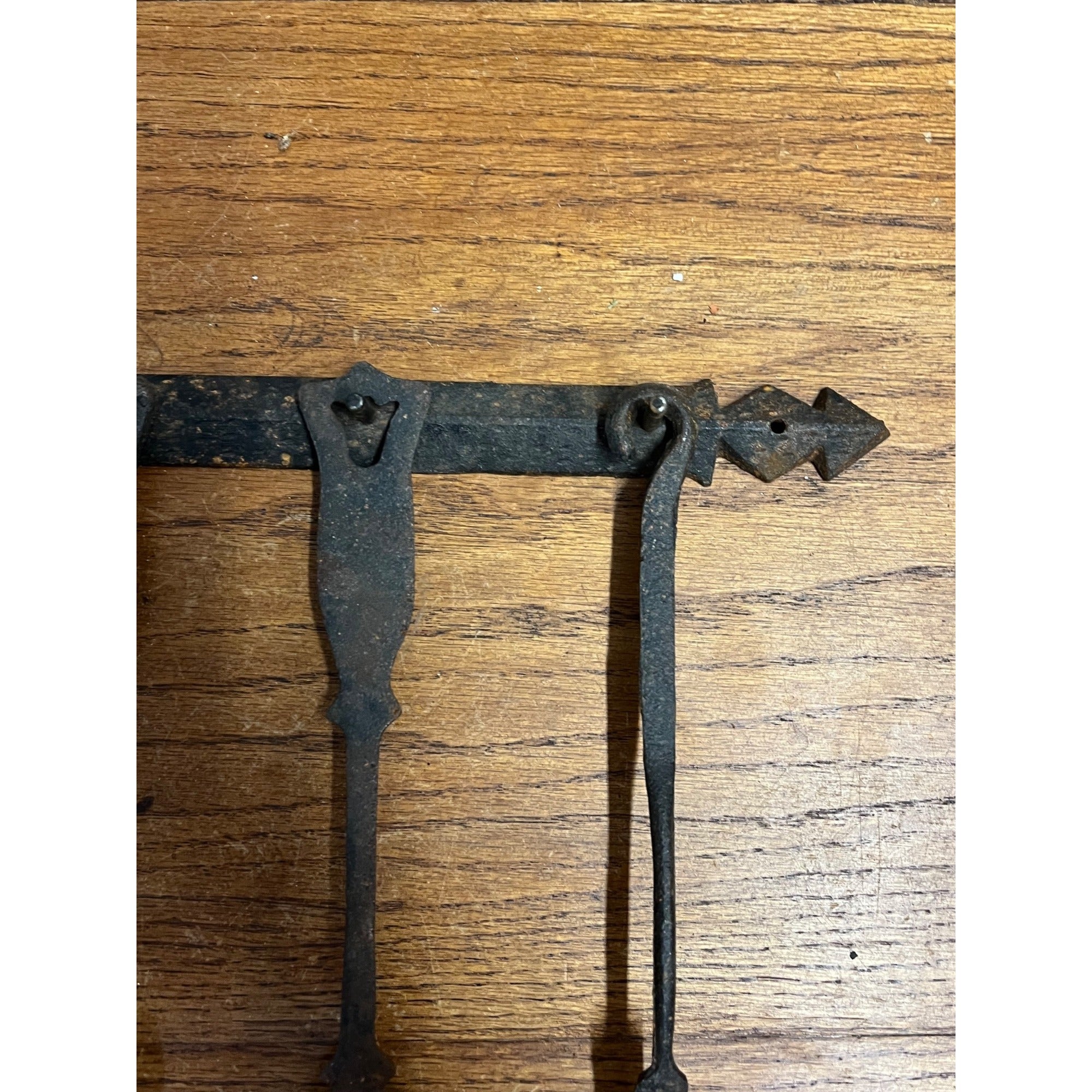 Vintage Cast Iron 4-Utensil Wall Rack Hanger Kitchen Decor Primitive Farmhouse