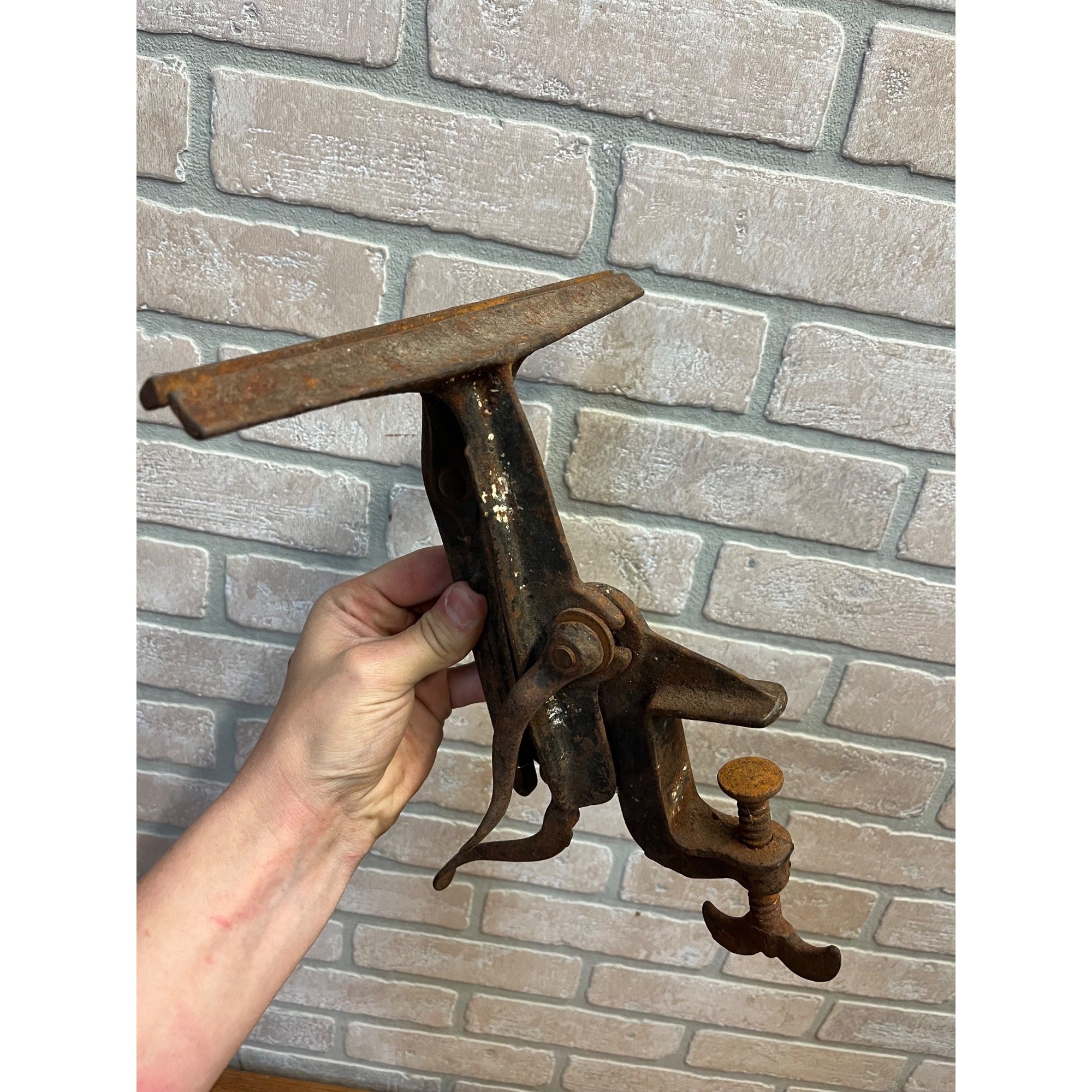 Antique Vintage Saw Vise Bench Mount Clamp Cast Steel - Works