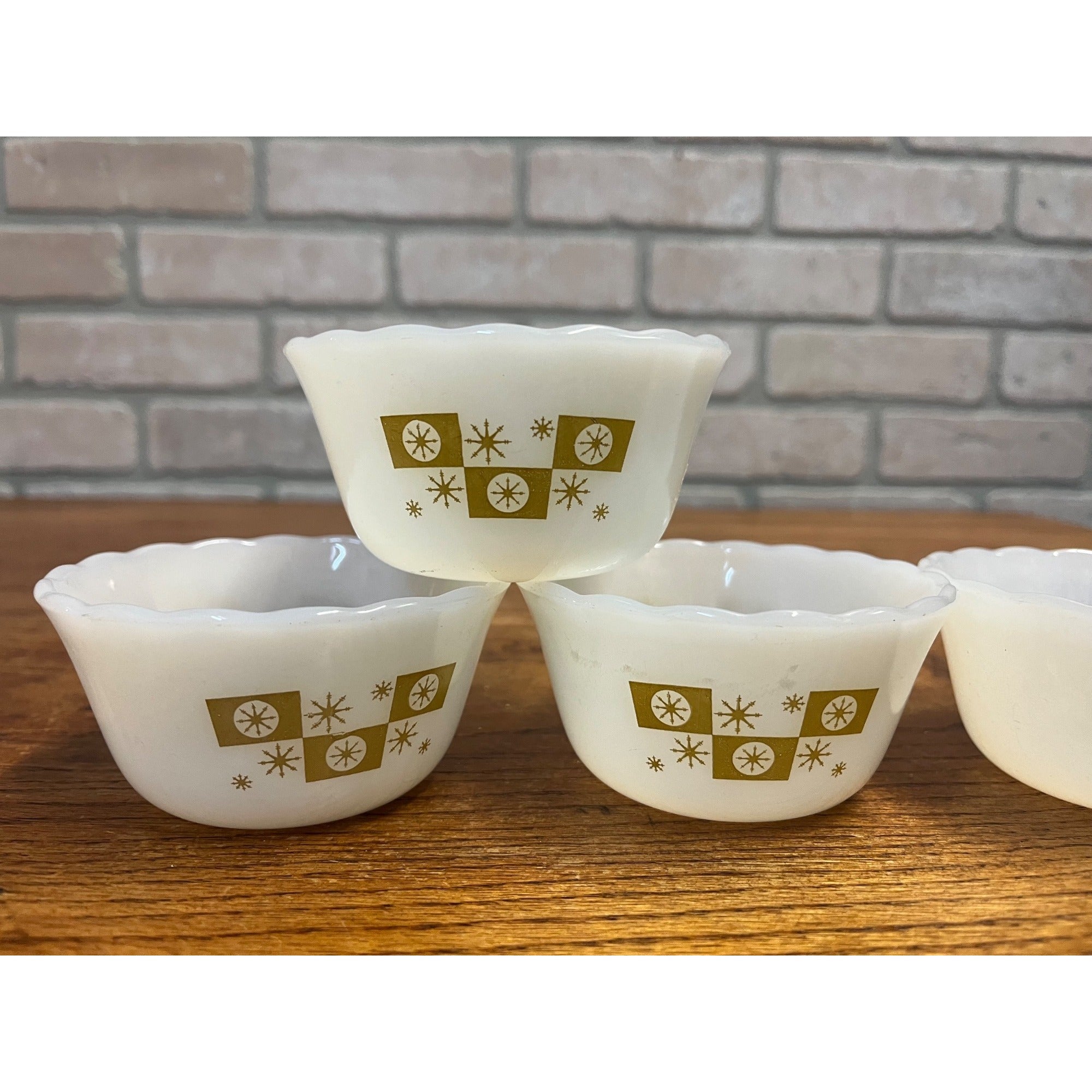 Vintage Fire King 4- Dessert Bowls Gold on Milk Glass Atomic Star Snowflake