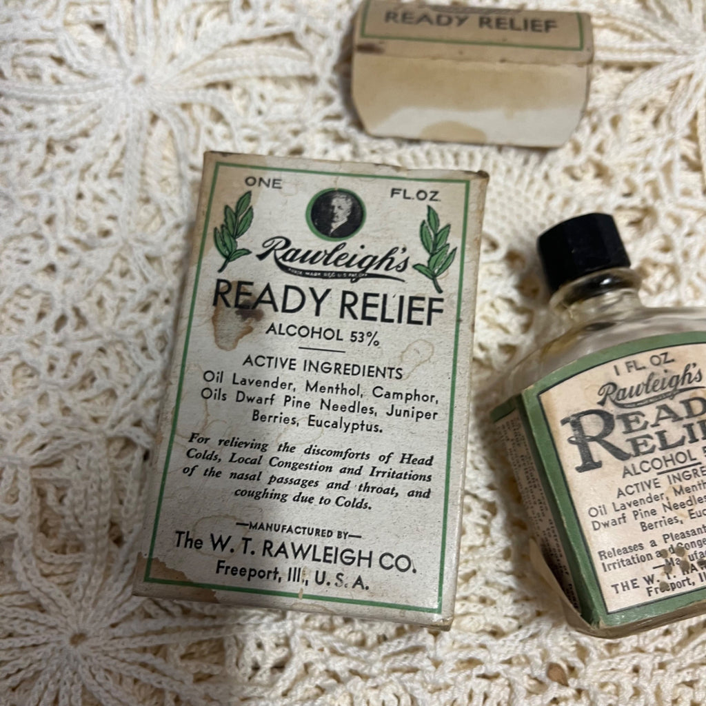 Vintage W.T. Rawleigh's Ready Relief Essential Oil Medicine Bottle & Box Pharmacy