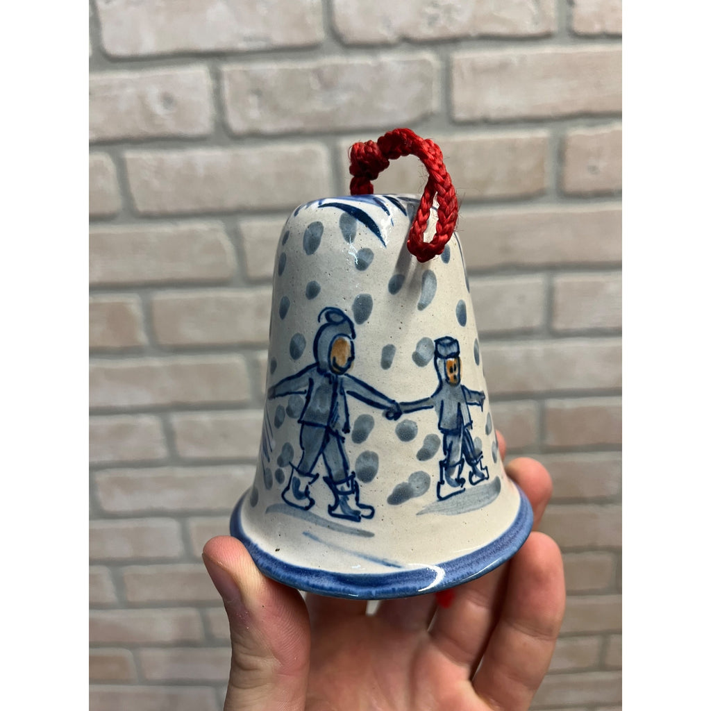 RARE Vintage Louisville Stoneware 4" Bell Winter Scene Cutting Christmas Tree