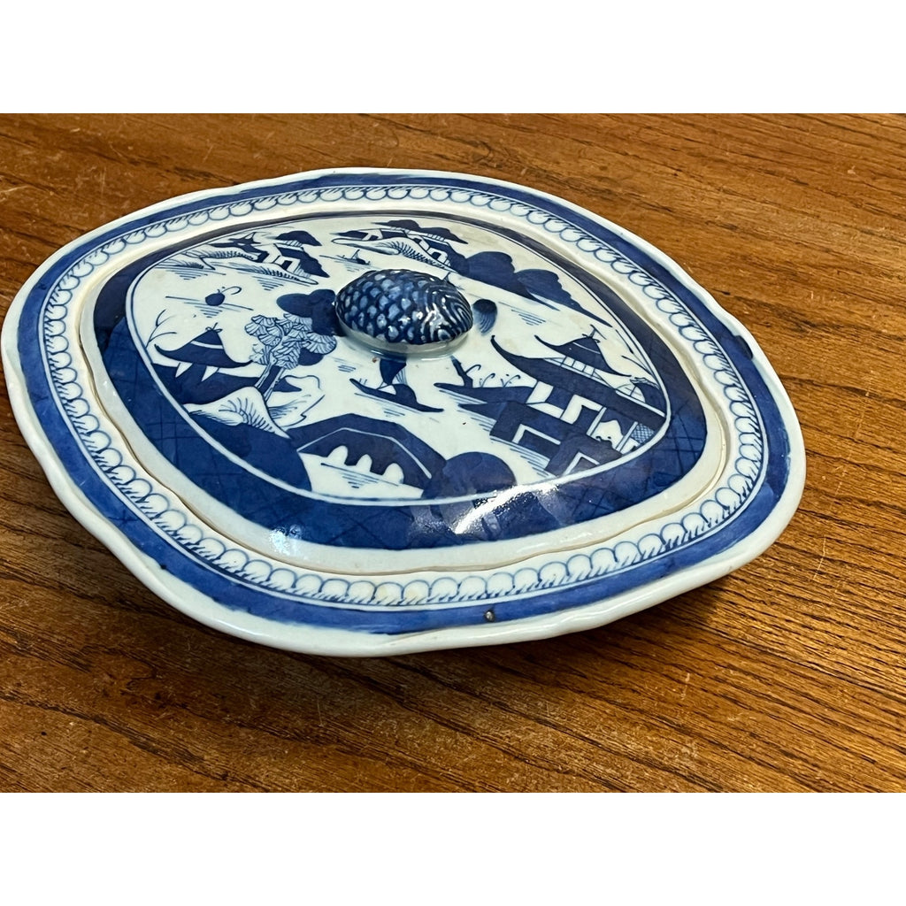 Antique Chinese Export Porcelain Canton Oval Covered Vegetable Serving Dish Bowl