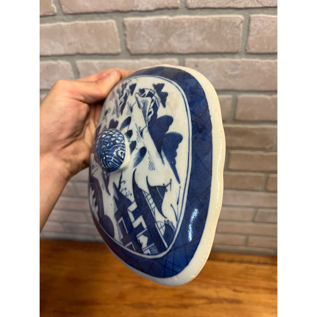 Antique Chinese Export Porcelain Canton Oval Covered Vegetable Serving Dish Bowl