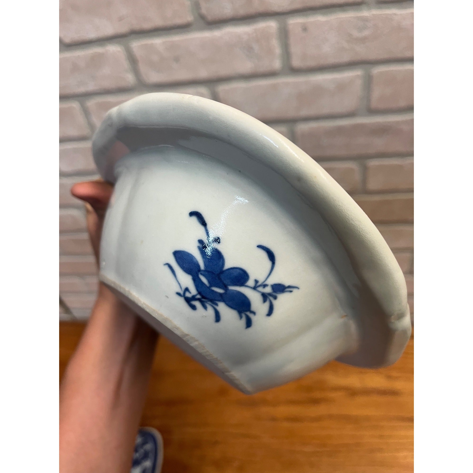 Antique Chinese Export Porcelain Canton Oval Covered Vegetable Serving Dish Bowl