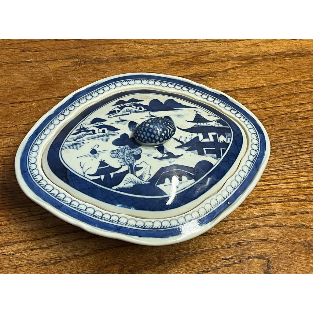 Antique Chinese Export Porcelain Canton Oval Covered Vegetable Serving Dish Bowl