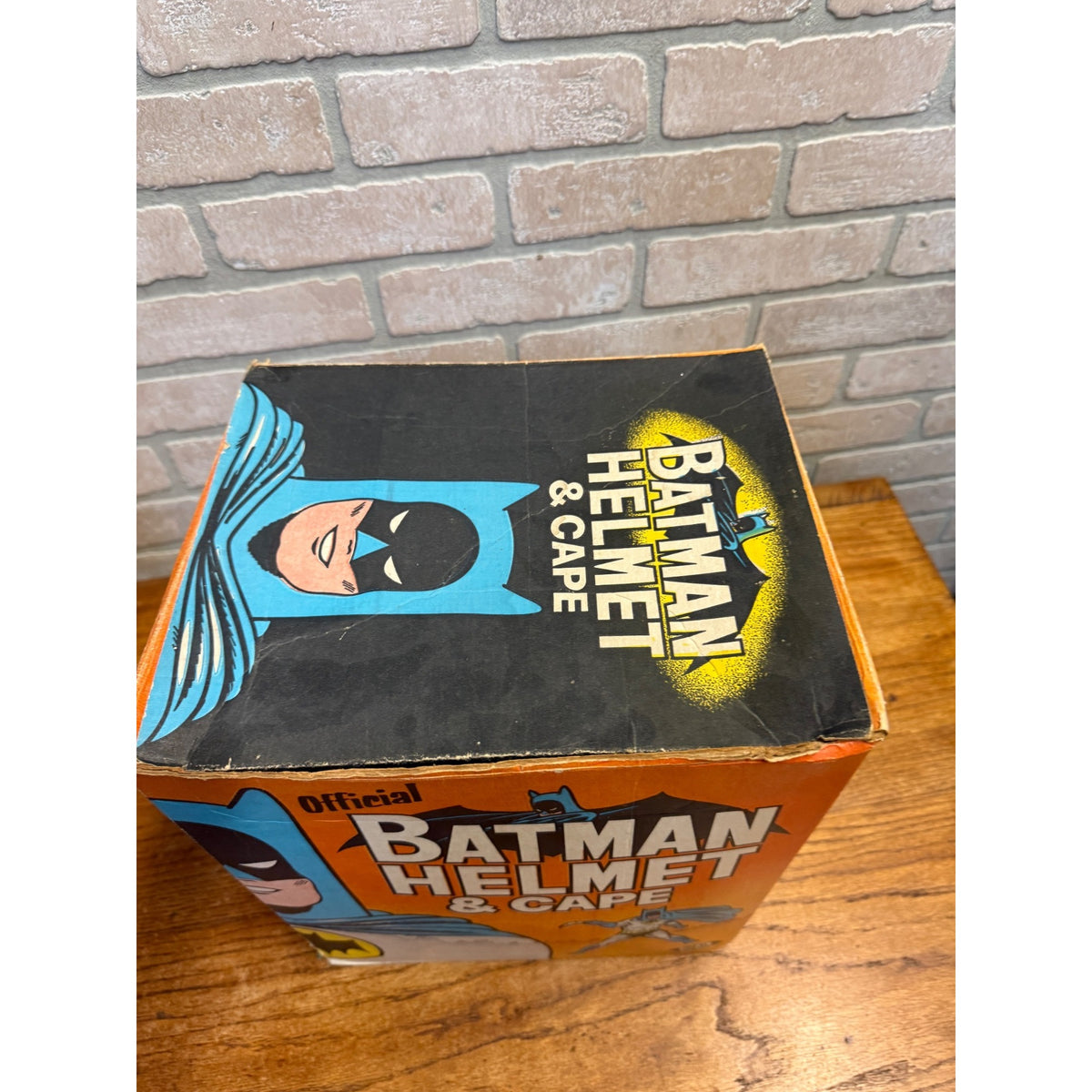 Vintage 1966 Official Batman Helmet & Cape Set Ideal Toy Corp DC Comics Box