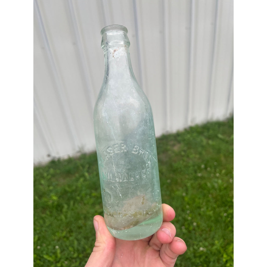 RARE Vintage 1910s Glaser Bros Milwaukee Wisconsin Embossed Soda Bottle Wis WI