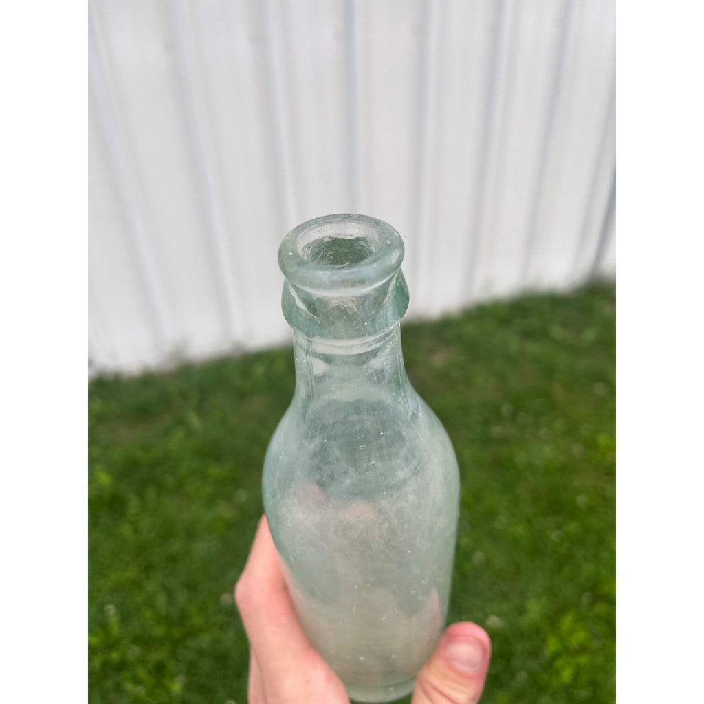 RARE Vintage 1910s Glaser Bros Milwaukee Wisconsin Embossed Soda Bottle Wis WI