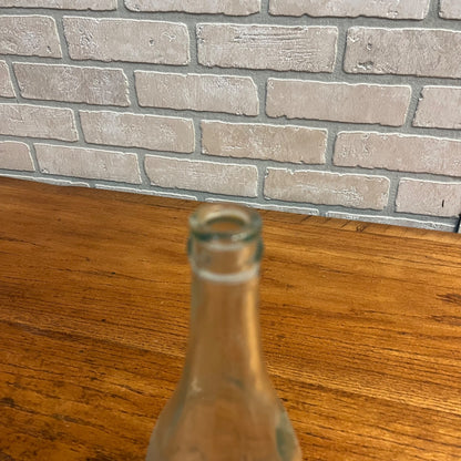 Vintage 1920s Lakeside Bottling Works Sheboygan Wisconsin Soda Bottle 1pt 8oz