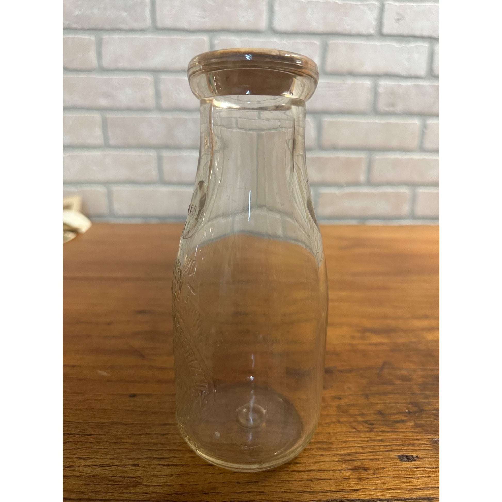Vintage Boulevard Dairy Marinette WI Wis Milk Bottle One Pint Wisconsin Embossed