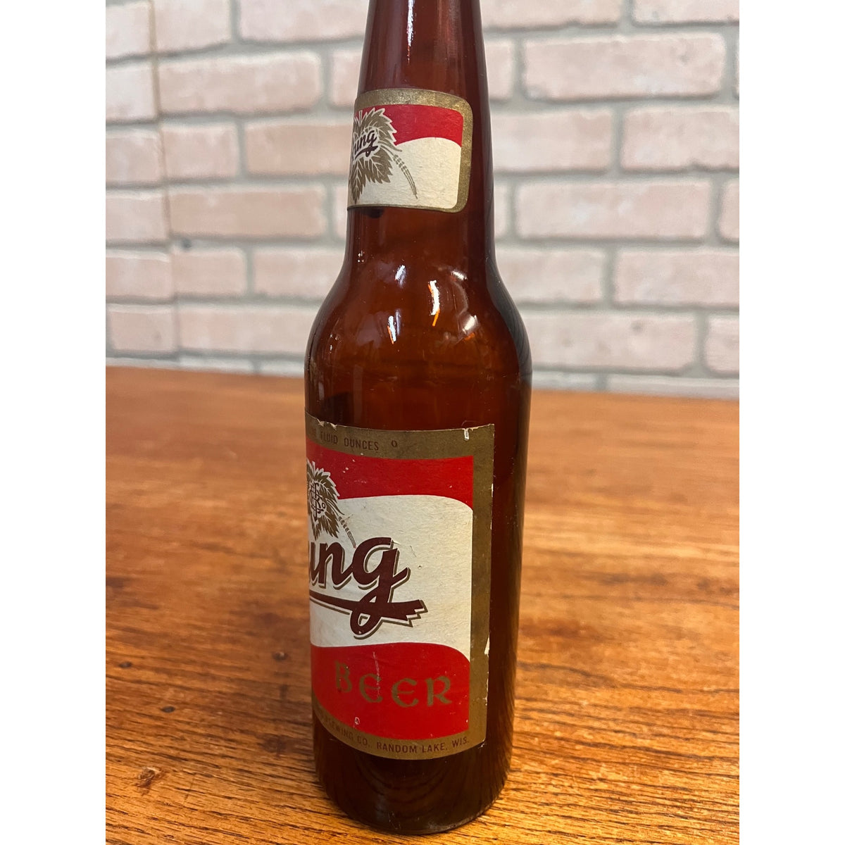 Vintage 1940s Jung Brewing Co. Random Lake Wis WI Beer Bottle w/ Labels & Cap