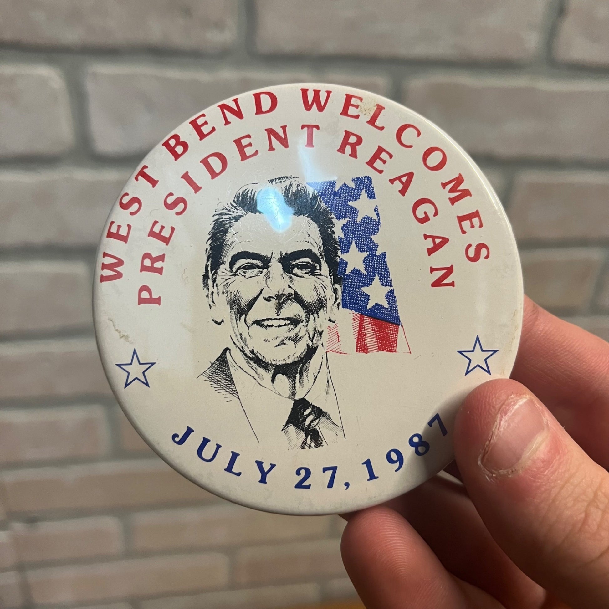 Vintage Ronald Reagan 1987 West Bend Wisconsin 1987 Pin Button Pinback Campaign