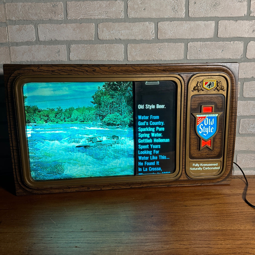 Vintage Heileman's Old Style Beer TV Simulator Scrolling Waterfall Lighted Bar Advertising Sign