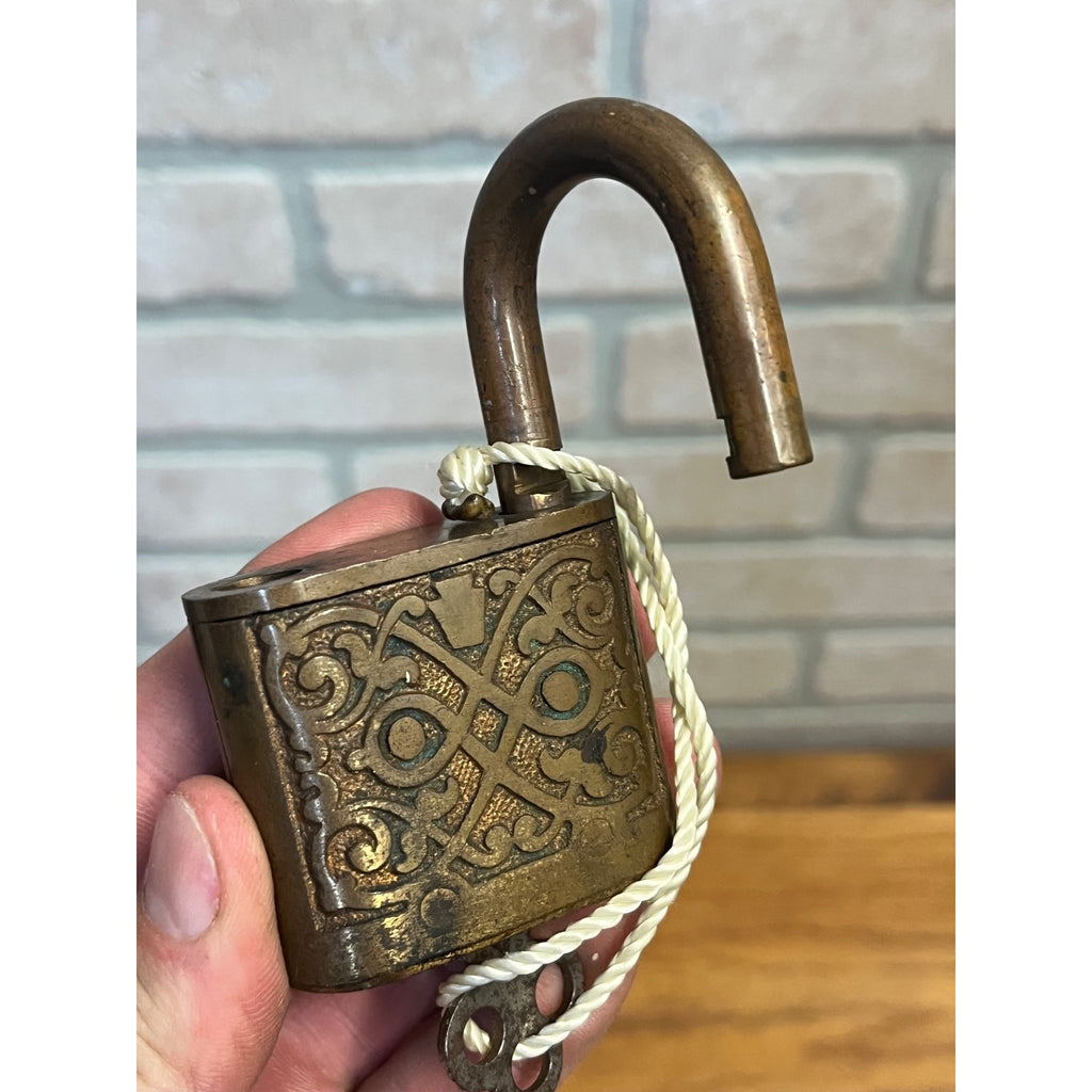 Antique c1890s Large Brass Ornate Victorian Padlock w/ Key - Works / Locks