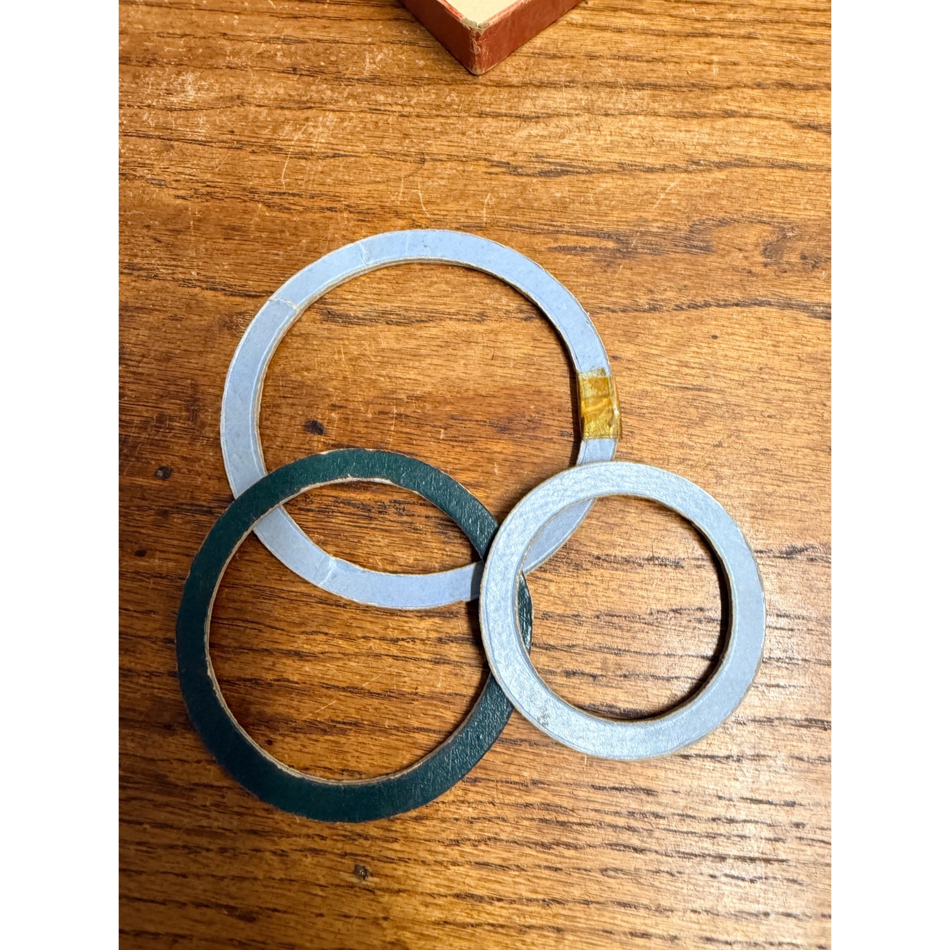 Vintage  YLDR Saint Louis Clown Ring Toss Game W/Original Box Early Toy