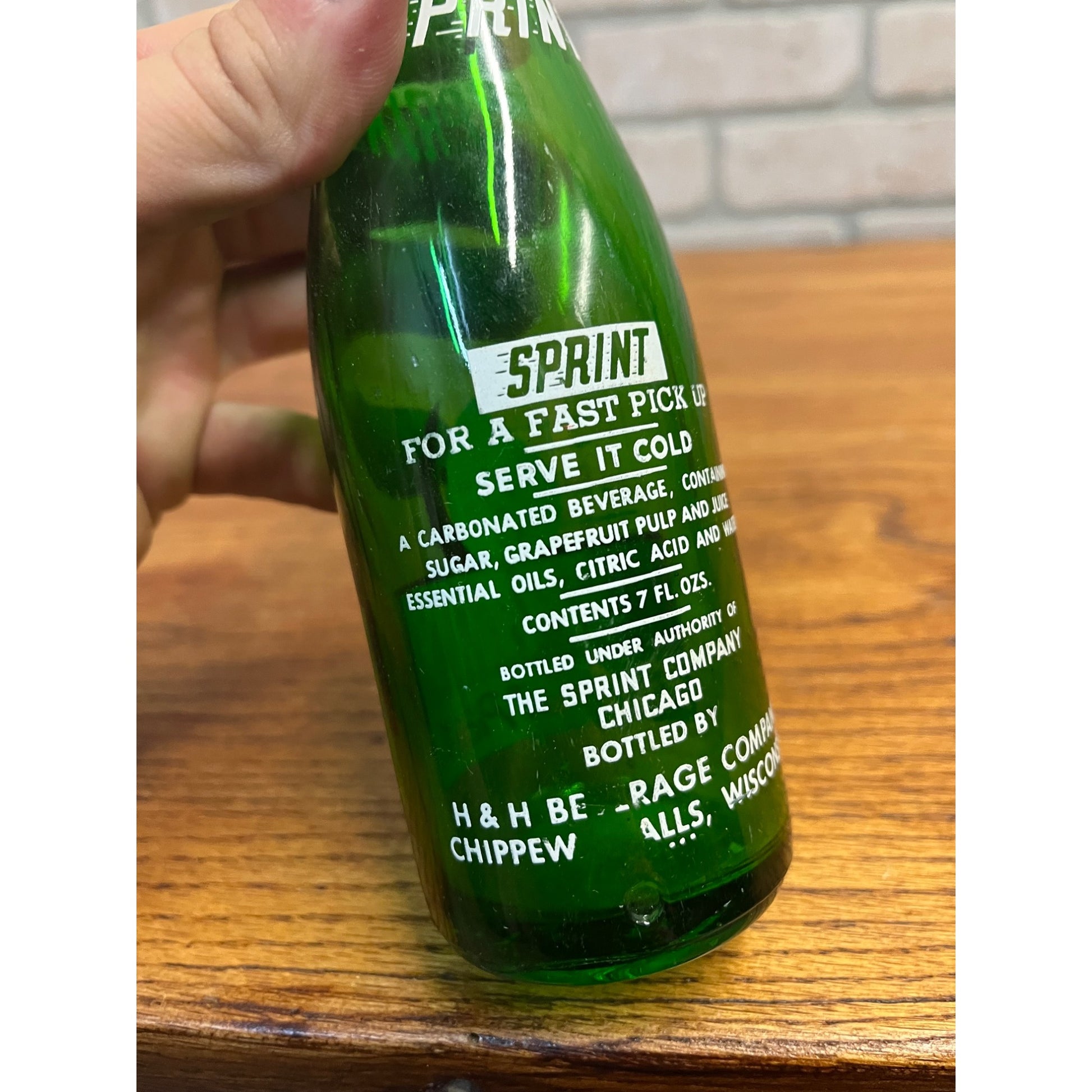 Vintage Sprint Chippewa Falls Wisconsin Beverage ACL 7oz Soda Bottle H&H Beverage