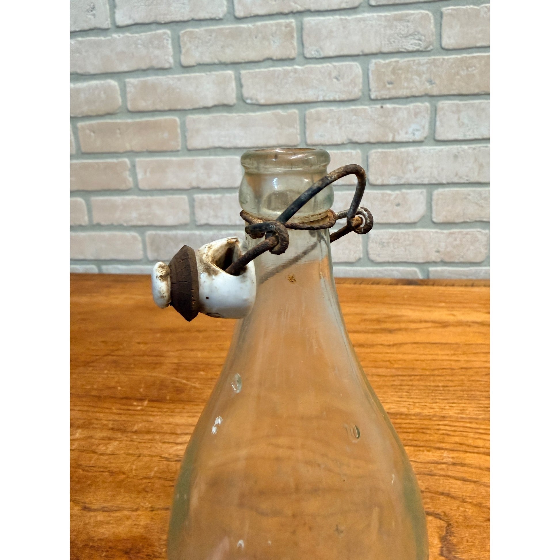 Vintage Racine, Wisconsin Soda Bottle Brandenburg Gloede w/ Stopper 1pt 14oz