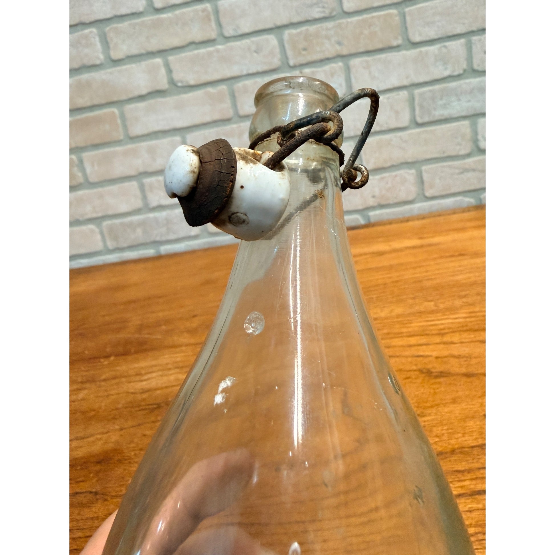 Vintage Racine, Wisconsin Soda Bottle Brandenburg Gloede w/ Stopper 1pt 14oz