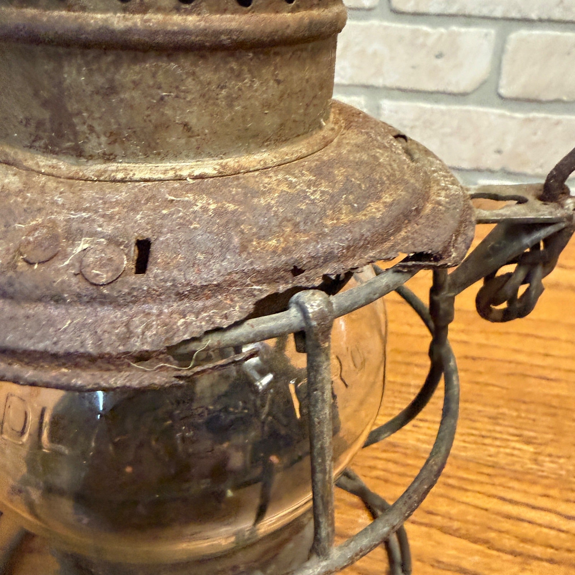 Chicago Milwaukee St Paul Railroad Adlake Kerosene Lantern Kero Clear Embossed Globe