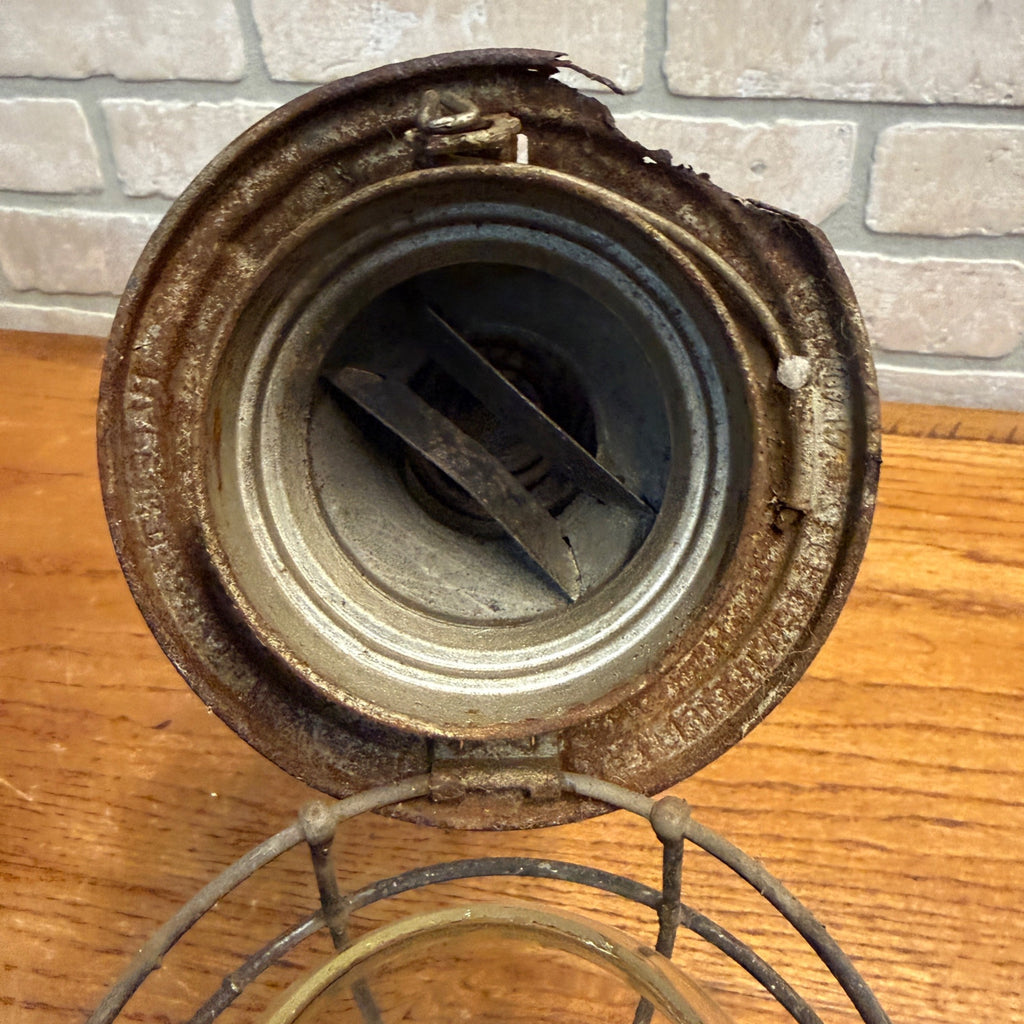 Chicago Milwaukee St Paul Railroad Adlake Kerosene Lantern Kero Clear Embossed Globe