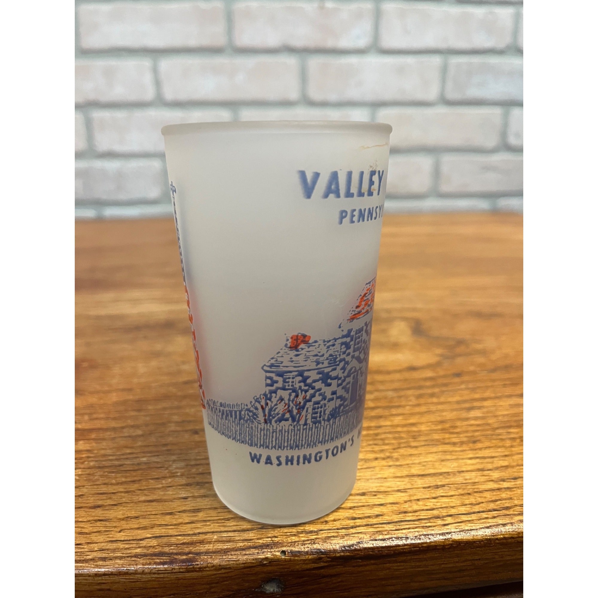 Vintage Federal Frosted Glass Pennsylvania Valley Forge Washingtons Headquarters
