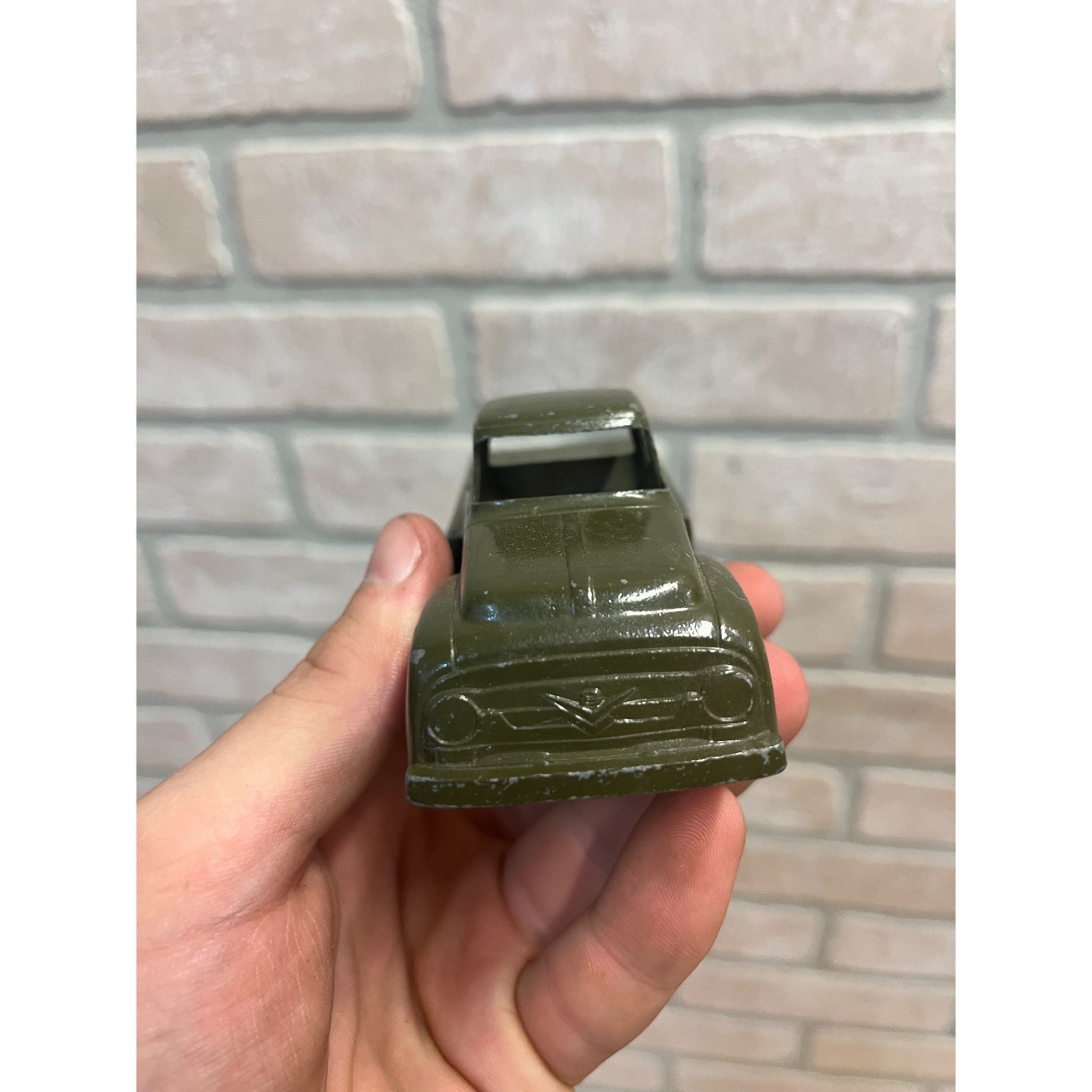 Vintage Tootsie Toy Diecast Metal Army Green Truck 6" Toy