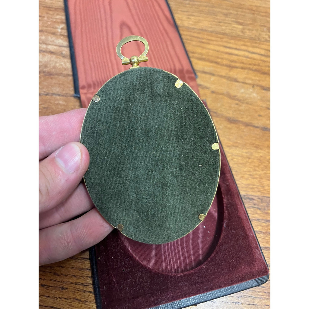 Antique Victorian Tin Gold-Tone Ornate Photograph Photo in Frame w/ Velvet Case