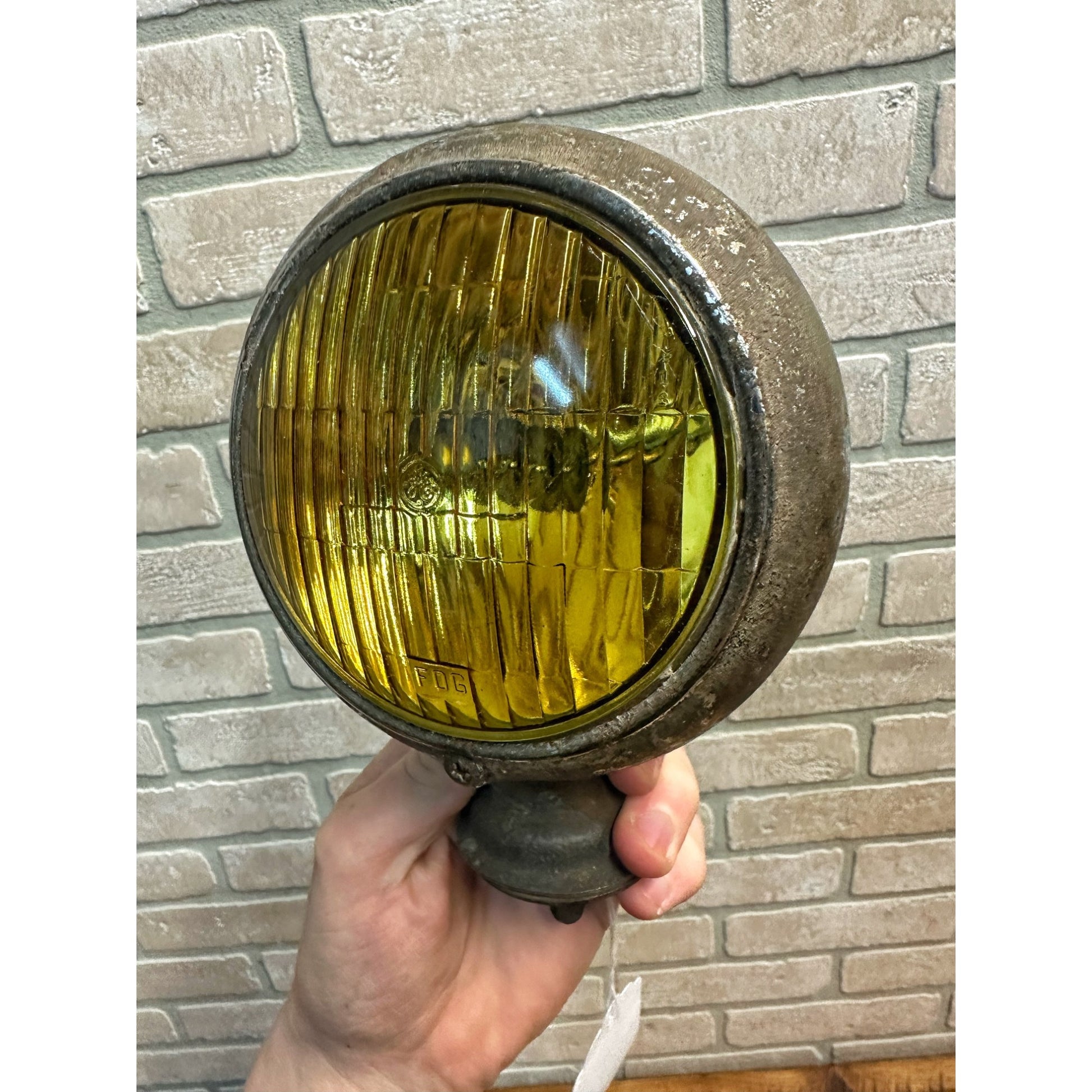 Vintage GE Amber Yellow Glass Lens Fog Driving Lamp Light for Automobile Tractor