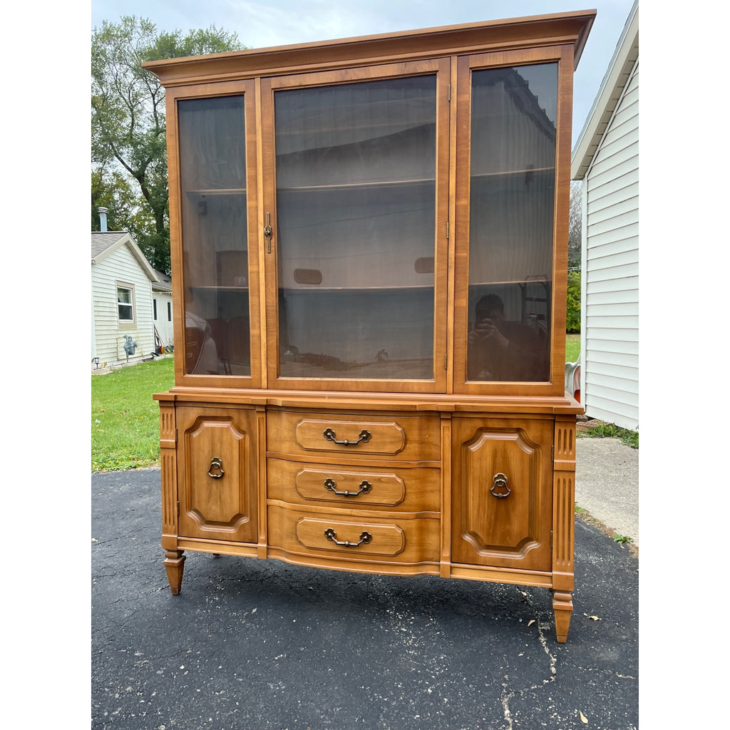 Vintage 1960s Mid-Century Kitchen China Hutch Cabinet Buffet Curio