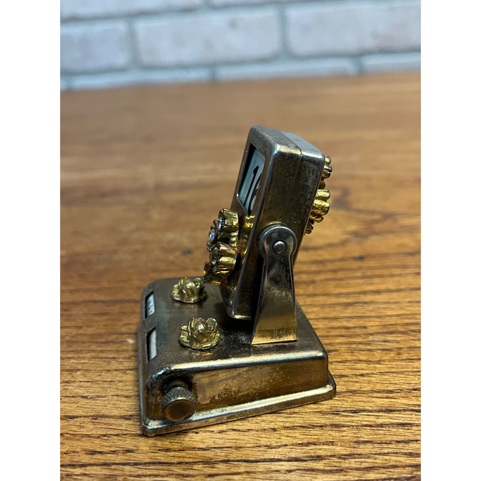 Vintage Perpetual Flip Mechanical Desktop Calendar Metal Jeweled