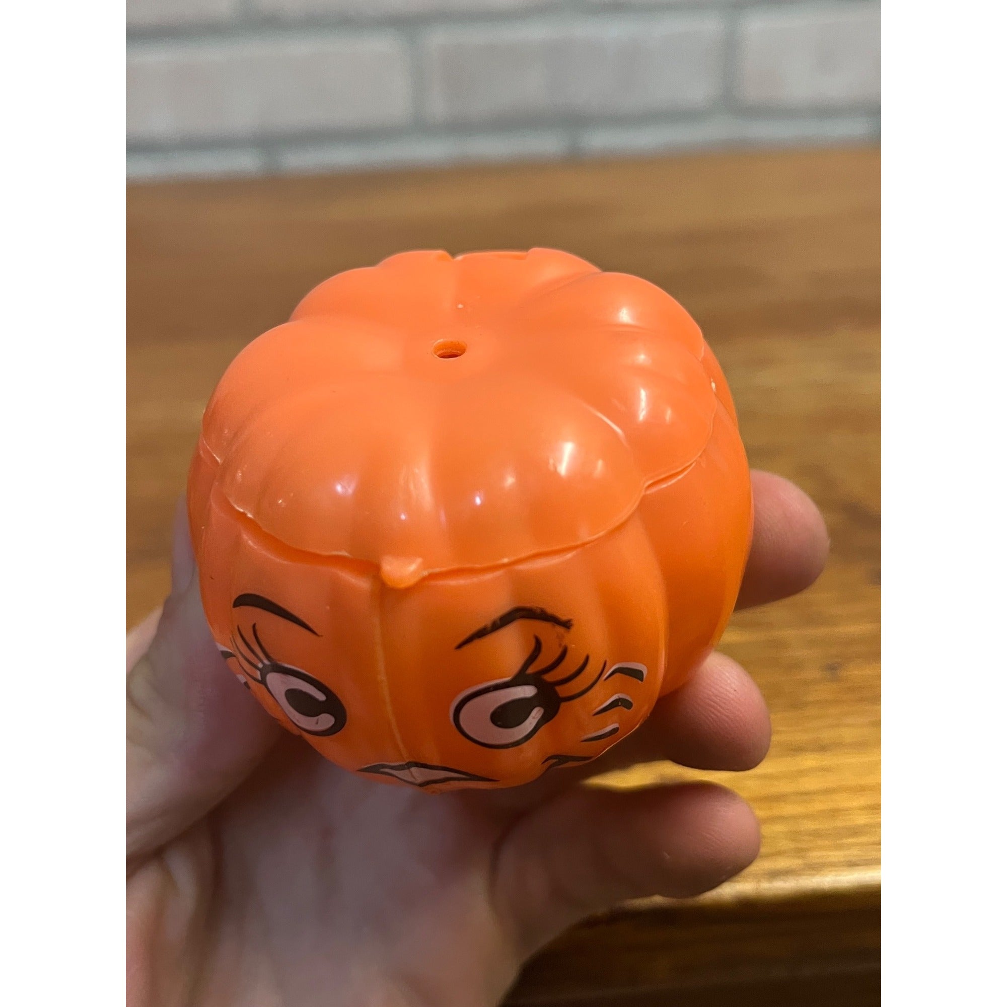 Vintage Halloween Fun World Pumpkin Toy Figure Bendable Pop-Up Squeak Toy Lot ++