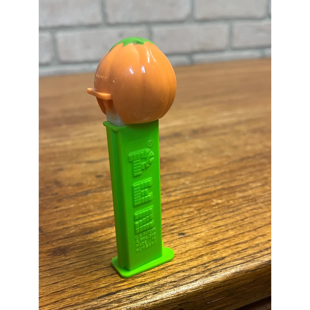 Vintage Halloween Fun World Pumpkin Toy Figure Bendable Pop-Up Squeak Toy Lot ++