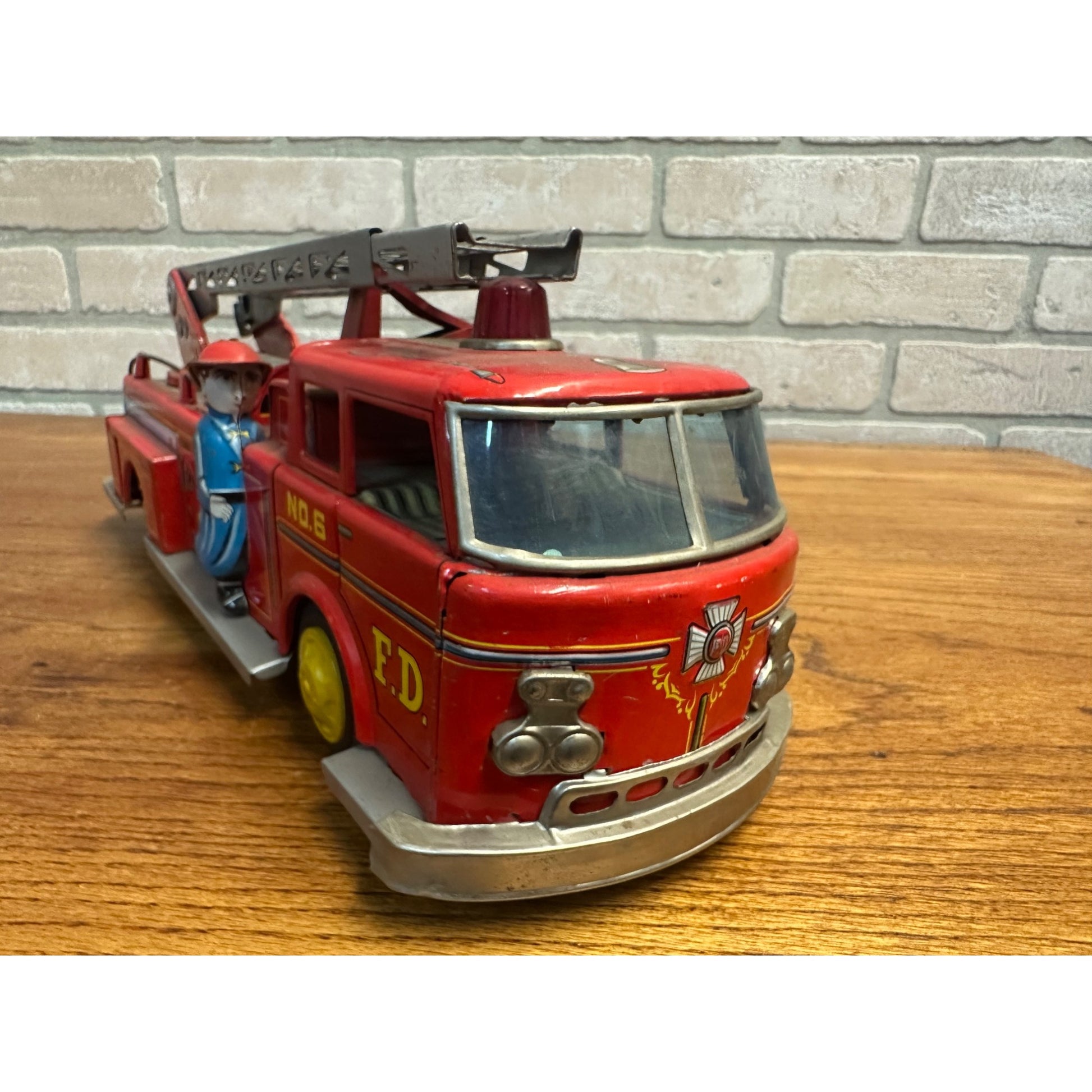 Vintage Tin Litho Fire Engine Ladder Truck Friction Toy Japan TN Nomura - Works!