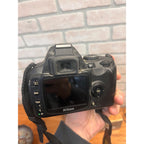 Nikon D40 DSLR Camera Kit AF-S DX Nikkor 18-55mm Lens Manuals & Accessories Box