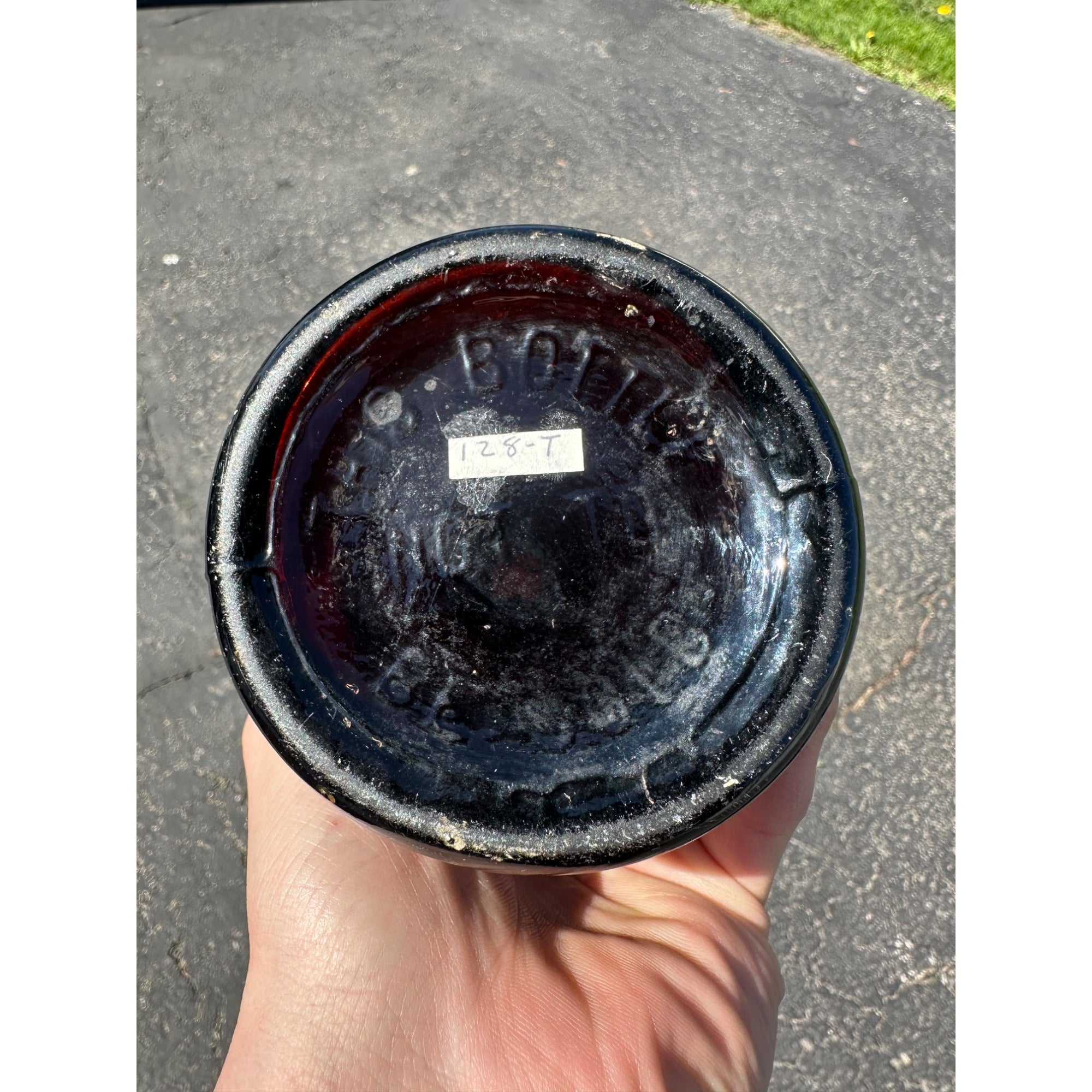 Pre-Prohibition Bosch Brewing Co. Amber Lake Linden Michigan Beer Bottle Blob