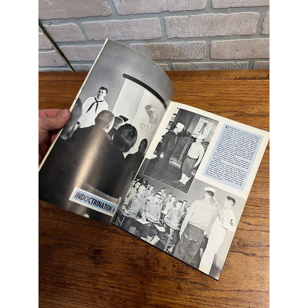 Navy Training Center Great Lakes Illinois IL 1957 Company 59 Keel yearbook Book