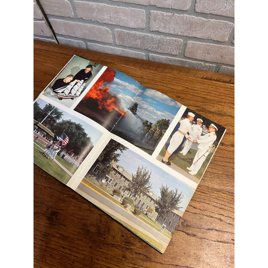 Navy Training Center Great Lakes Illinois IL 1957 Company 59 Keel yearbook Book