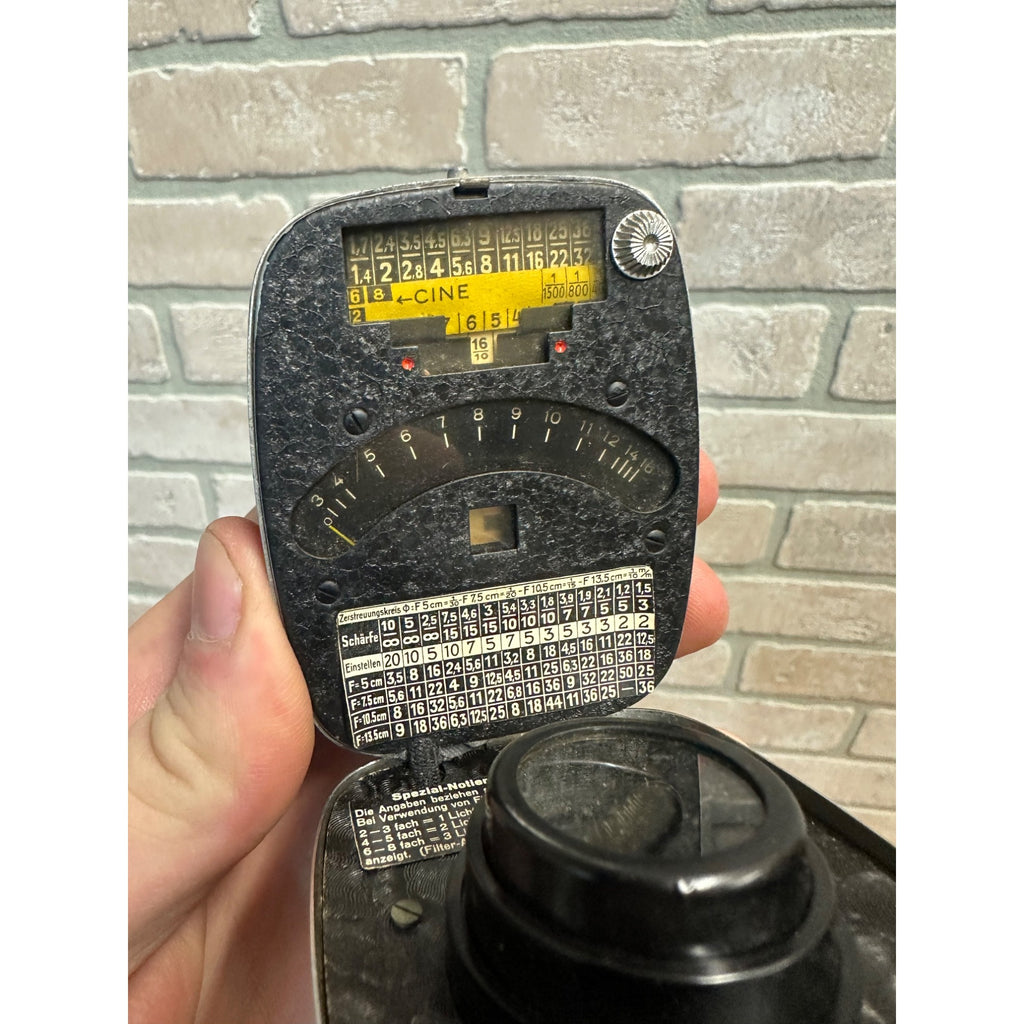 Vintage Electro Bewi Super Photographic Light Meter - Used