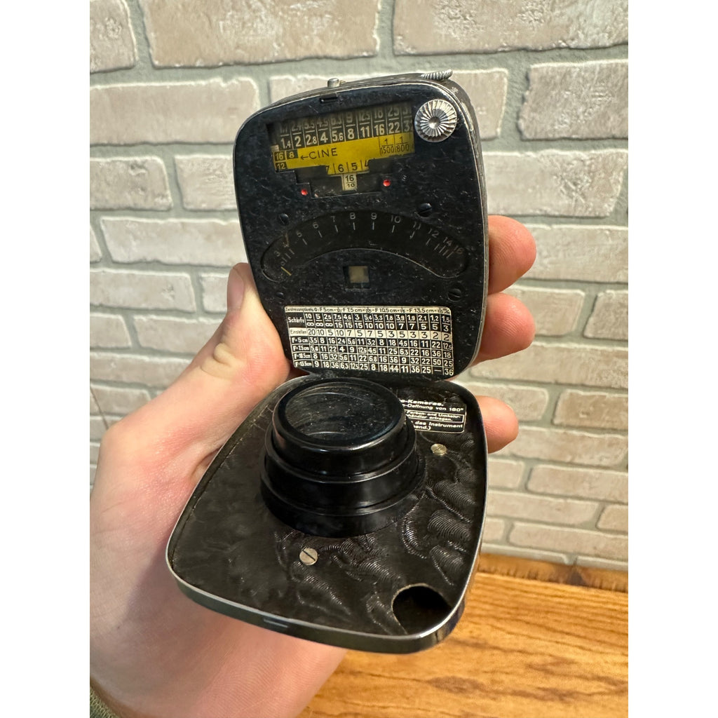Vintage Electro Bewi Super Photographic Light Meter - Used